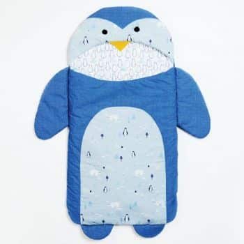 Patrón de saco de dormir con forma de pingüino